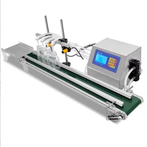 Small Scale 4 Nozzles Automatic Liquid Filling Machine with Conveyor
